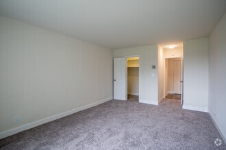 Bedroom - Premier at Cherry Hill