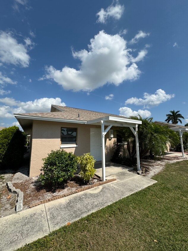 Photo - 27601 Arroyal Rd #126