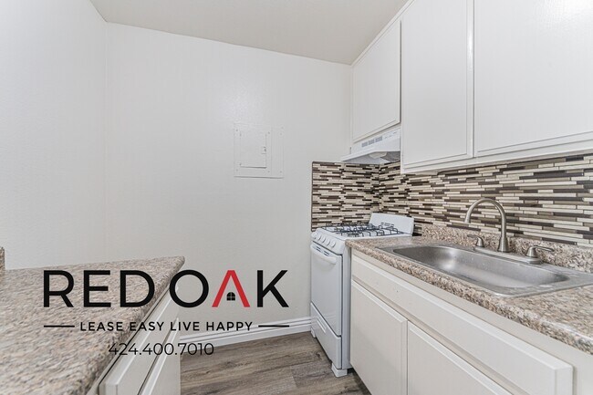 Foto del edificio - 15620 Leffingwell Rd