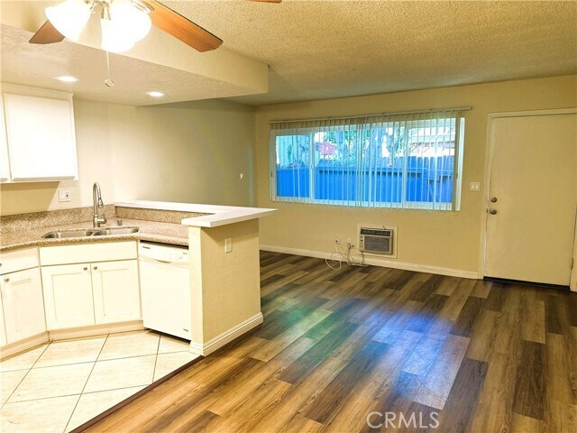 Foto del edificio - 1603 W Palmyra Ave