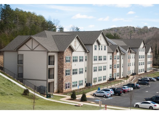 Dahlonega Apartments