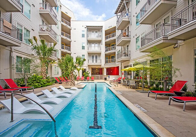 Building Photo - Tantalizing 2 BR Now Available For Rent