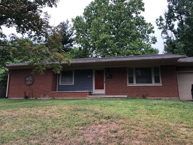 Foto del edificio - 1121 Gainesway Dr