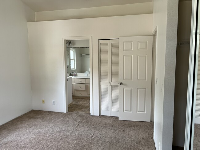 Building Photo - 87-1976 Pakeke St