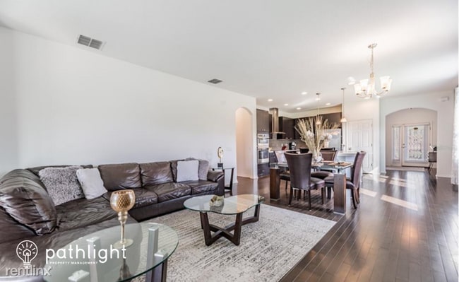 Building Photo - 3 br, 2 bath House - 19506 Whispering Broo...
