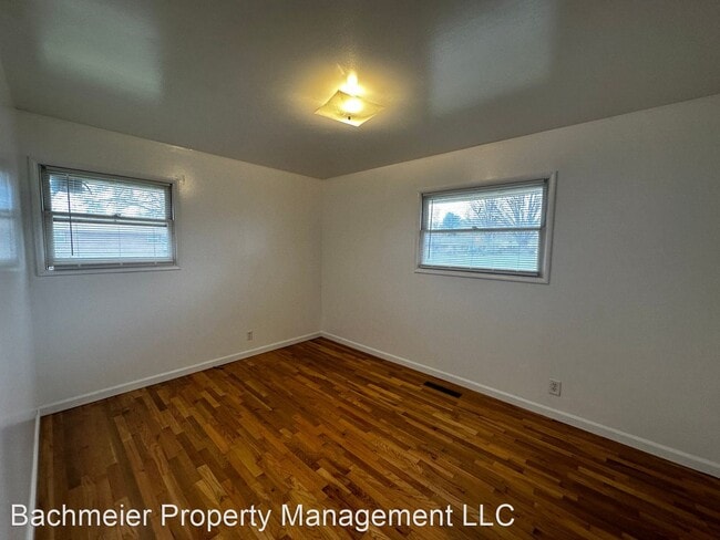 Building Photo - 3 br, 1.5 bath House - 1564 SW 41st St