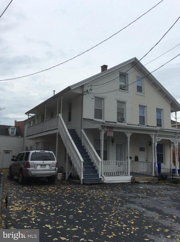 Primary Photo - 1336 Susquehanna St
