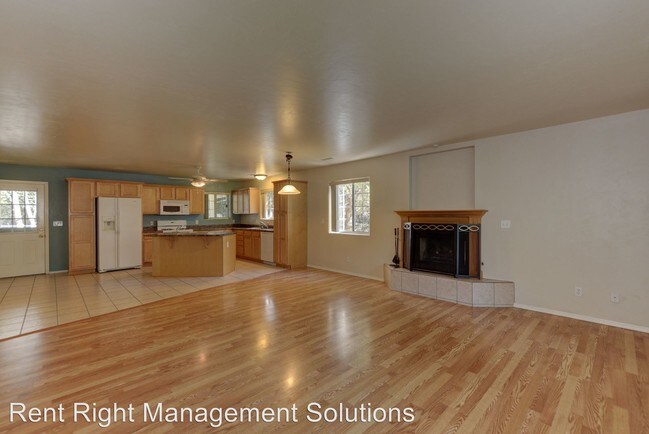 Foto del edificio - 2 br, 2 bath House - 4610 E. Joan Drive