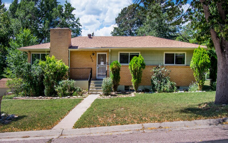 Primary Photo - 3938 Mariposa St