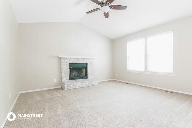 Foto del edificio - 709 Fernwood Ter, Lake St Louis, MO 63367