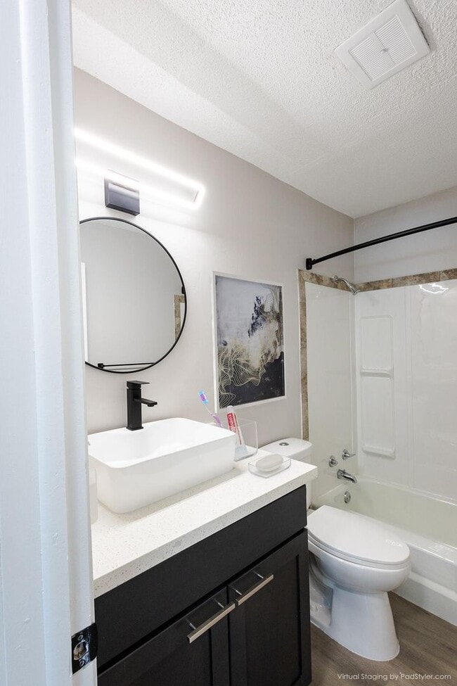 Interior Photo - SkyHill Apartments