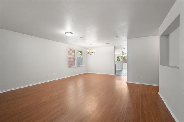 Building Photo - 13371 Sorrento Dr