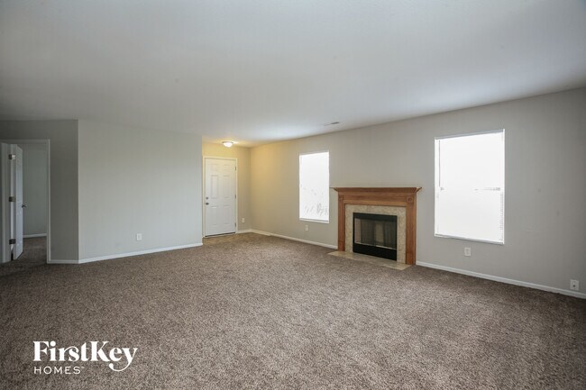 Foto del edificio - 1315 Shadetree Ln