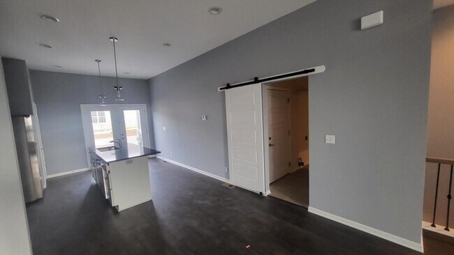 Building Photo - 15828 Riley St Overland Park KS 66203