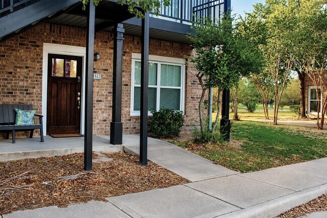 Building Photo - 1725 Harvey Mitchell Pkwy S