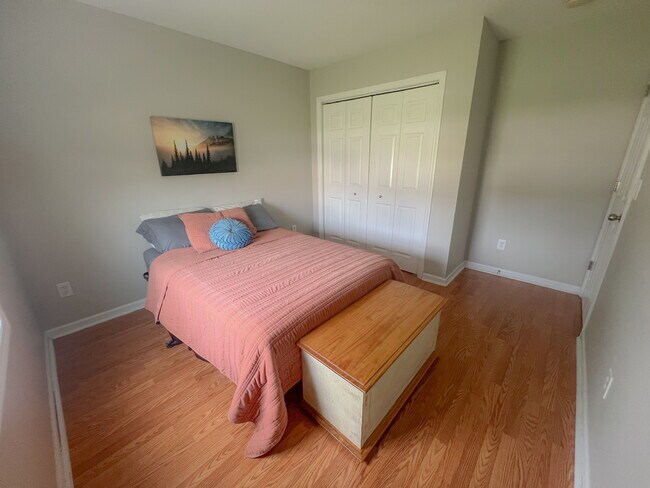 Foto del edificio - 132 Crooked Run Dr