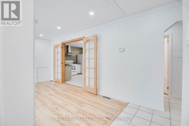 Building Photo - 2551 Innes Rd