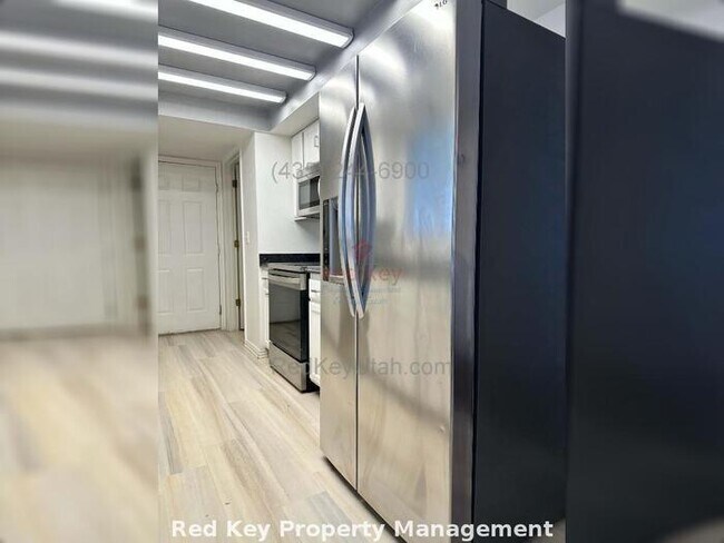 Foto del edificio - Skyline Dr. Single Family Home