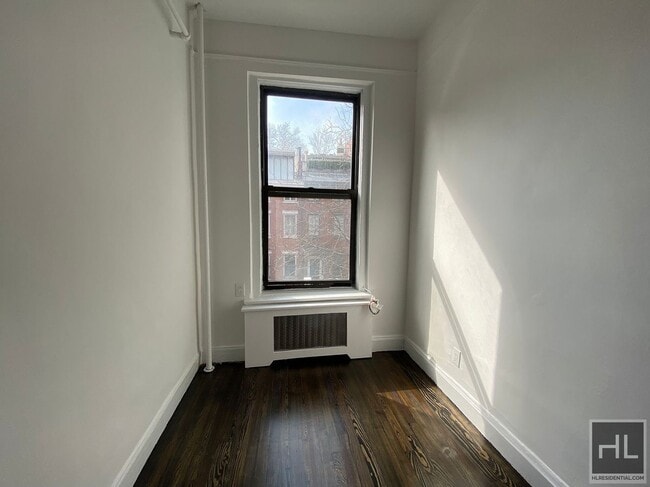 Building Photo - WEST 11 STREET