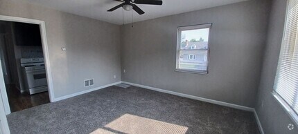 Building Photo - 237 E Xenia Dr