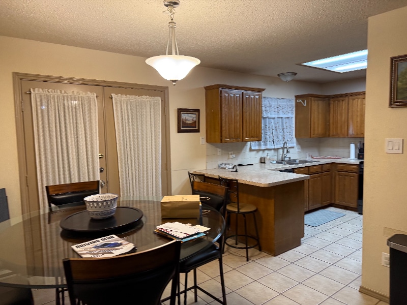 Foto del edificio - 6305 Courtside Dr