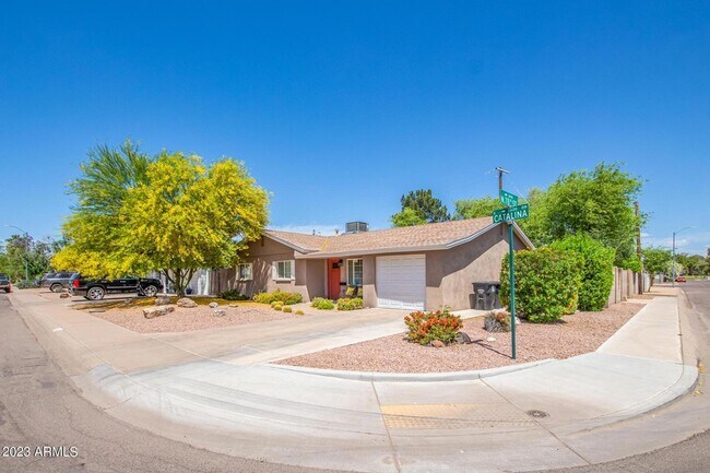 Foto del edificio - 7754 E Catalina Drive