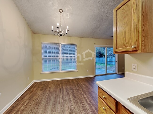 Building Photo - 5405 Orchard Pond Dr