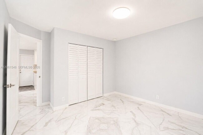 Foto del edificio - 2611 SW 13th Ave