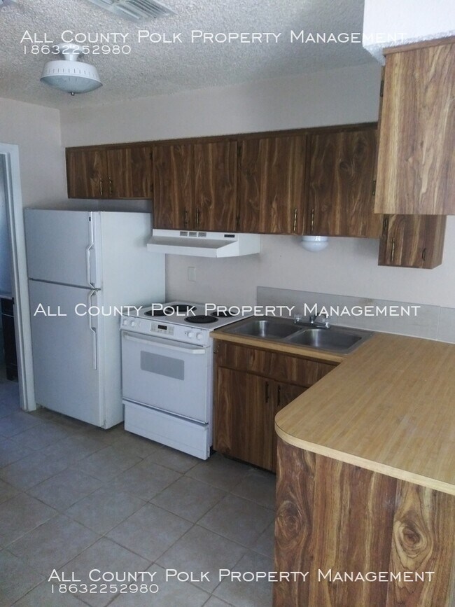 Foto del edificio - Nice Apartment For Rent in Central Lakeland
