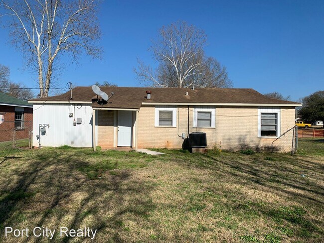 Building Photo - 2 br, 1 bath House - 1105 Shirley Lane