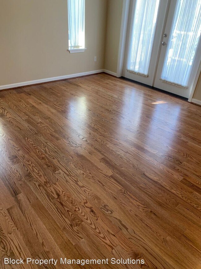 Building Photo - 2 br, 2.5 bath House - 1301 67th St SE #20 A