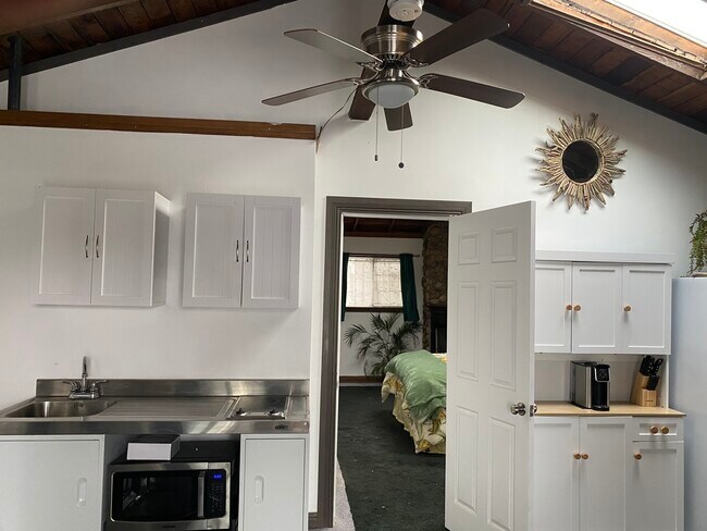 Foto del edificio - 3652 Promontory St