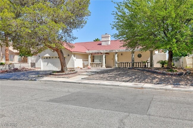 Building Photo - 6442 W Mesa Vista Ave