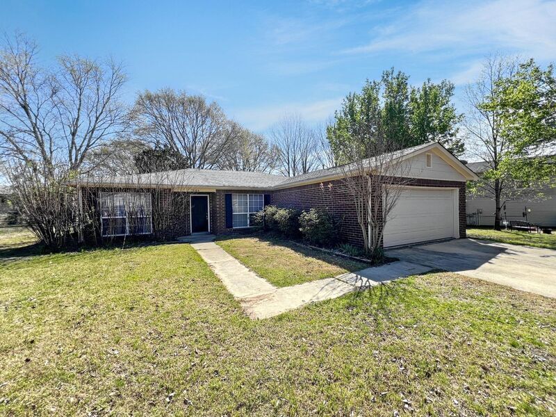 Primary Photo - 7194 Londonderry Dr