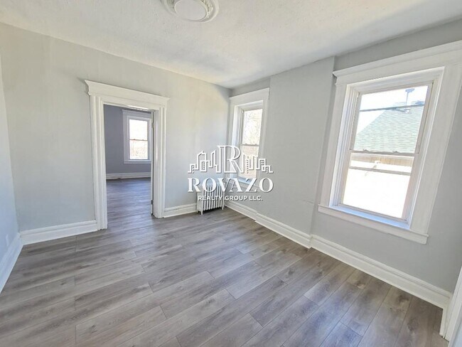 Foto del edificio - 16 Duryea St