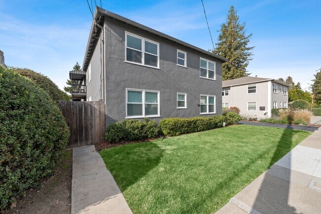 Foto del edificio - 934 Oak Ln
