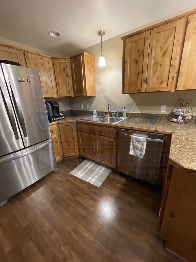 Building Photo - Basement 1 Bedroom Apartment