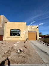 Building Photo - 8754 E Perry Park Cir