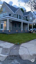Building Photo - 168 Elmgrove Ave