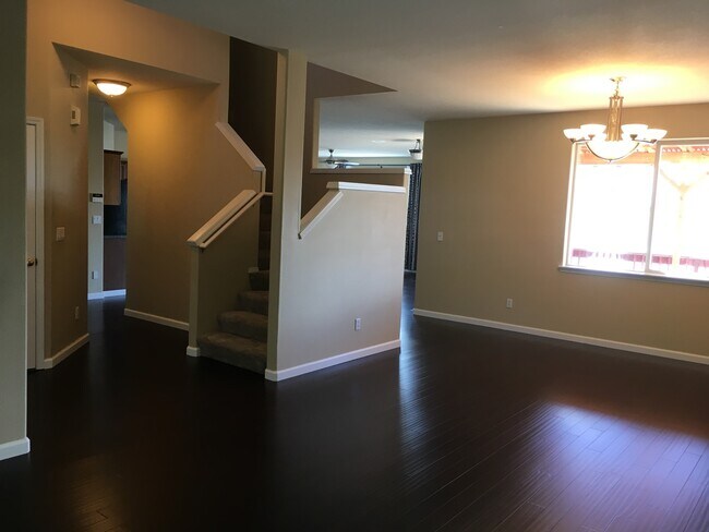 Foto del edificio - 10918 SW Adele Dr