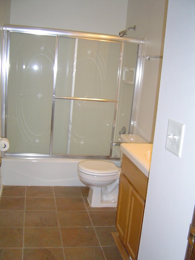 Foto del edificio - 1323 73rd Ave NE