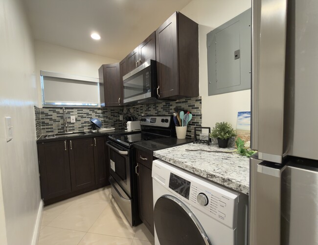 Foto del edificio - 2235 Liberty St