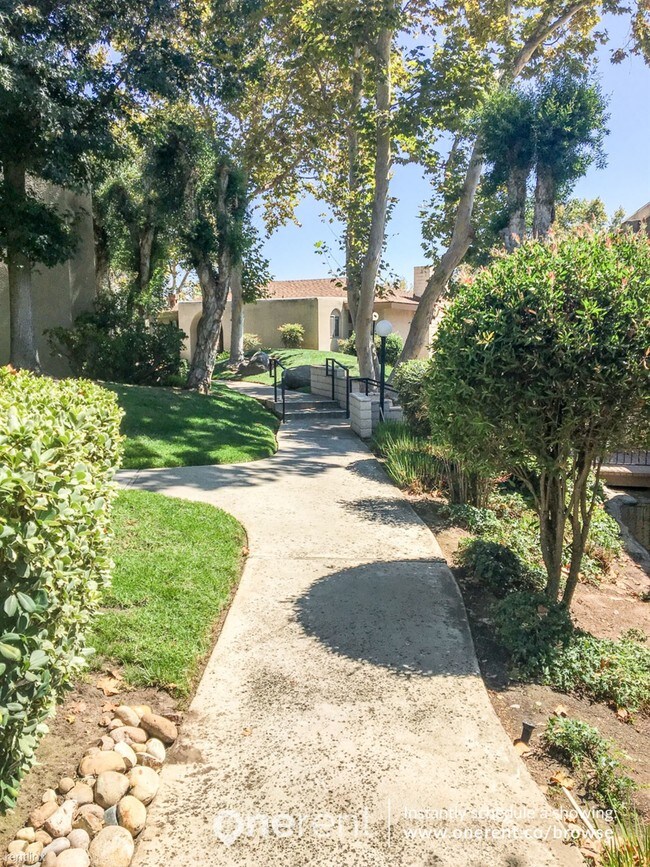 Building Photo - 5350 Baltimore Dr