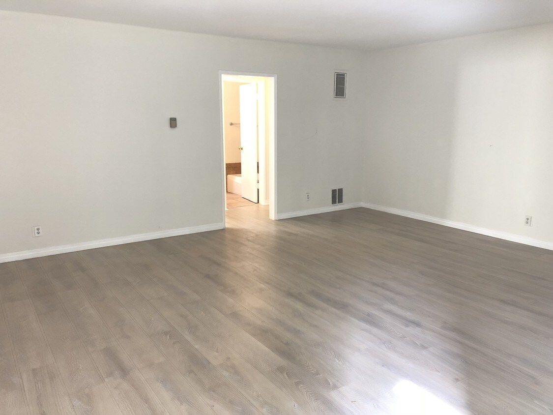 Foto principal - 1686 Manning Ave