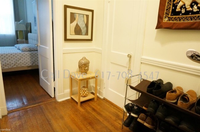 Building Photo - 1 br, 1 bath  - 1848 Commonwealth Ave # 665