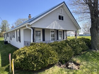 Building Photo - 1104 S Goyer Rd