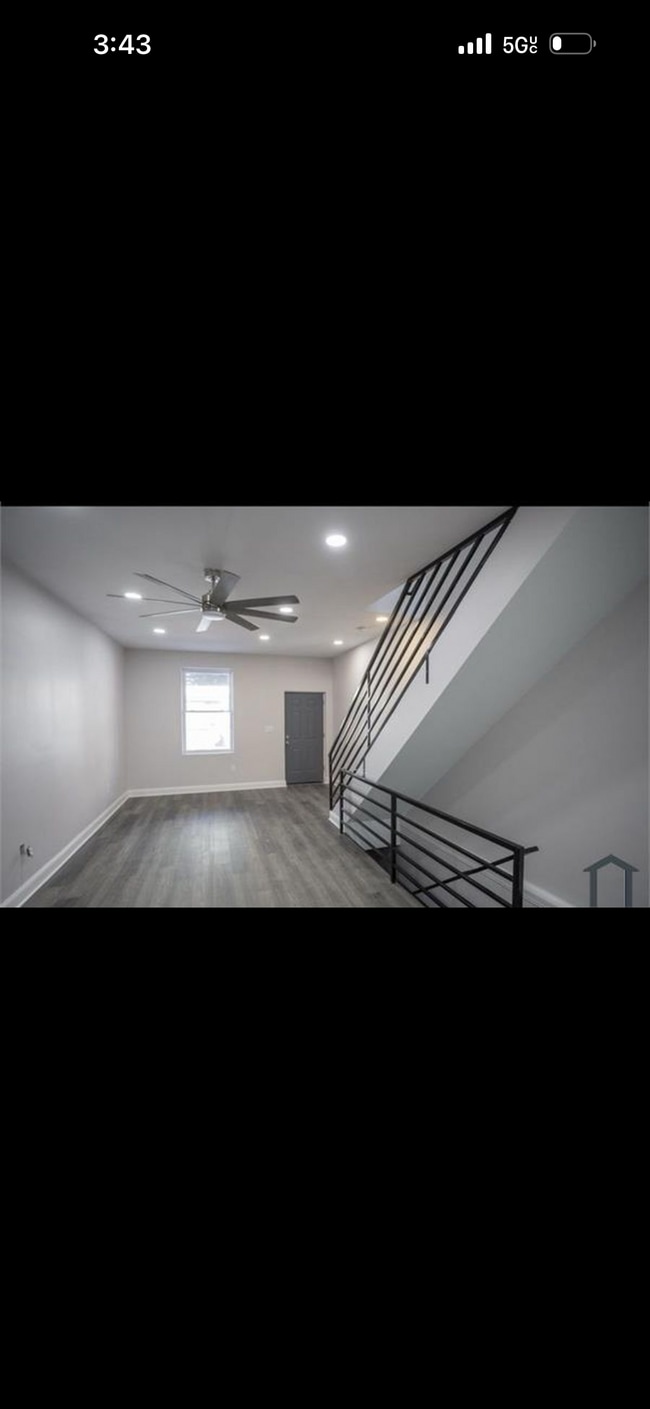 Photo - 3230 Fontain St House