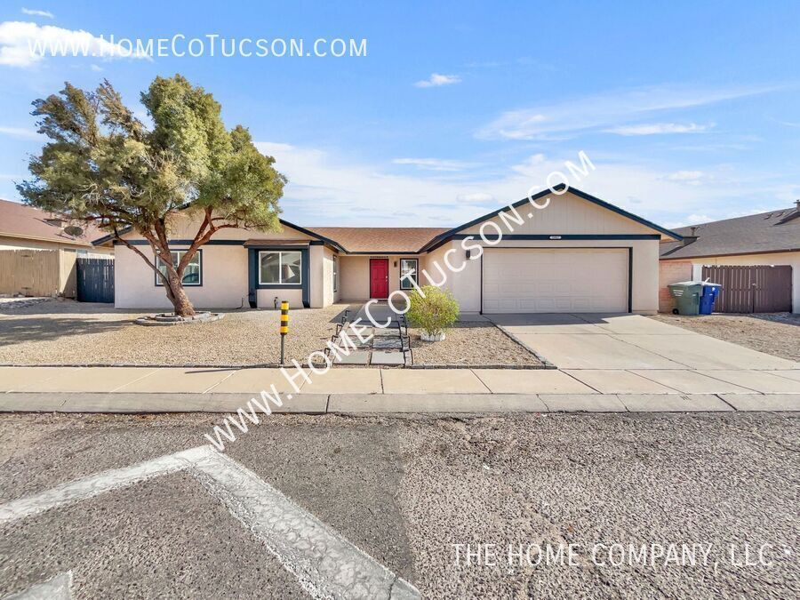 Primary Photo - 10002 E Stella Rd