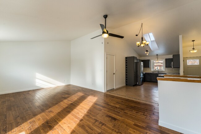 Foto del edificio - 4400 Sunridge Dr