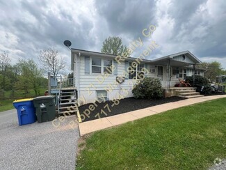 Building Photo - 3086 Staunton Ave